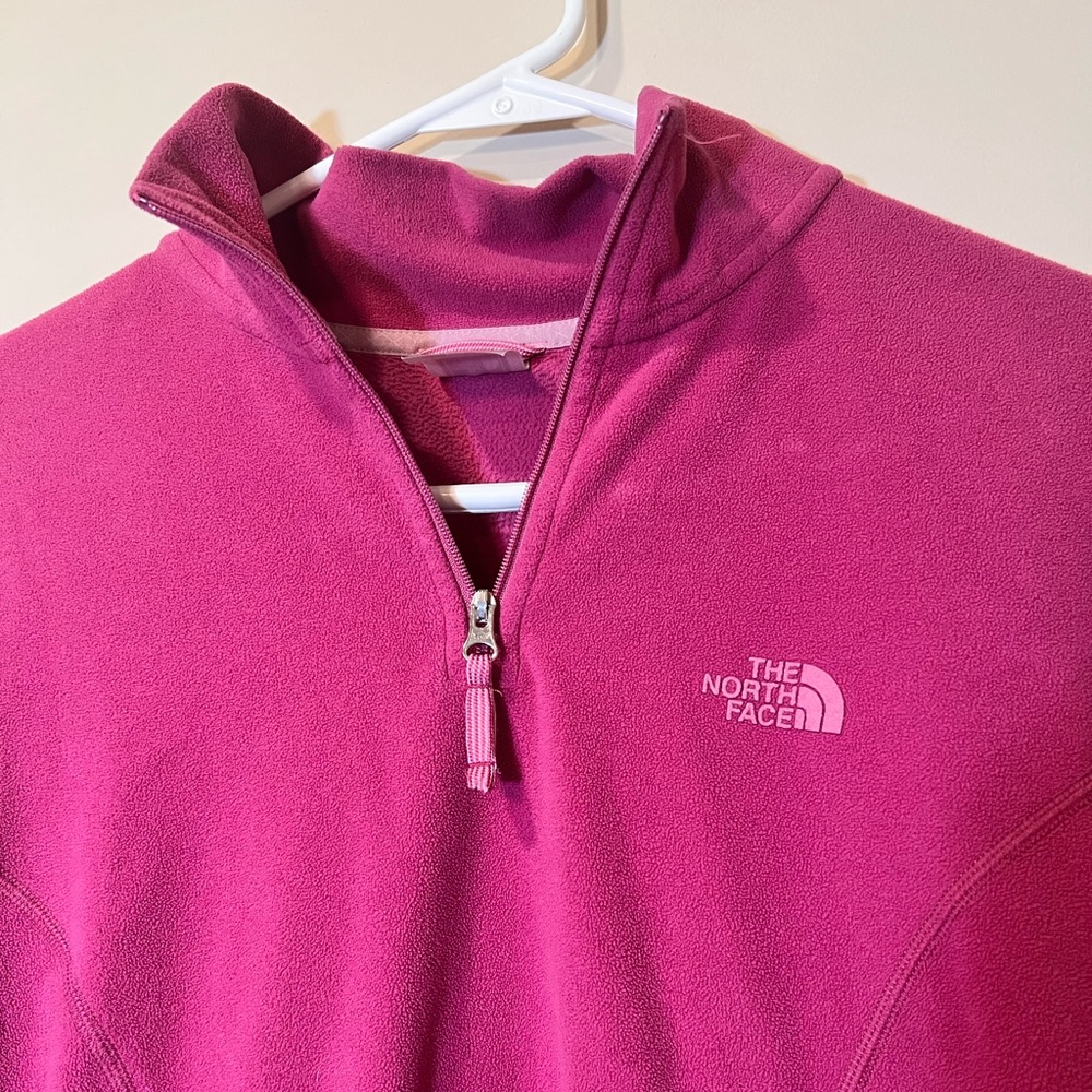 The North Face Sweater - Picture 2 of 7
